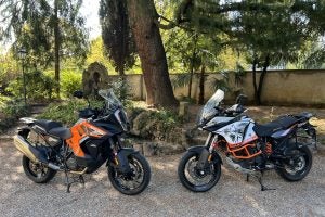 KTM 1290 Super Adventure S vs KTM 1190 Adventure